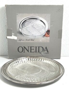 Vintage Oneida Jefferson Round Relish Serving Tray with 4-Section Glass Line
